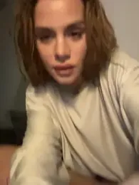 EmiliaCatalina stripchat stream image, 22.02.2026 00:50