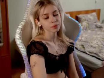 ho1yh01e chaturbate stream image