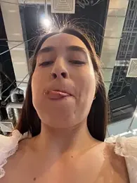Holly_Play stripchat stream image, 27.02.2026 12:00
