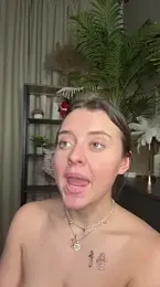 ThelmaJusto stripchat stream image