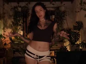 effylowell_ chaturbate stream image, 10.03.2026 02:00