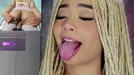 conny__curly stripchat stream image