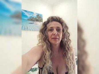 mery8poppins bongacams stream image