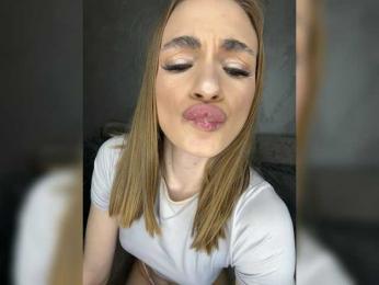 Pussyya bongacams stream image