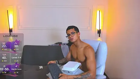 Paradise_boy_s stripchat stream image