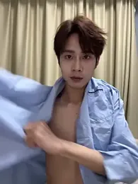 SM_004 stripchat stream image