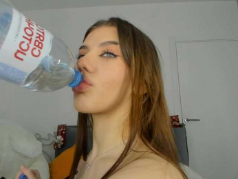 dolly-ll bongacams stream image