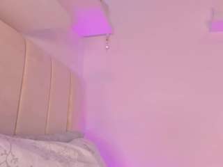 pamela-white camsoda stream image