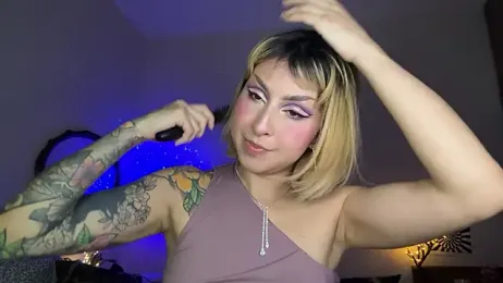 Cinamoonn stripchat stream image