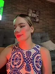 NicoleCut stripchat stream image, 19.03.2026 09:50