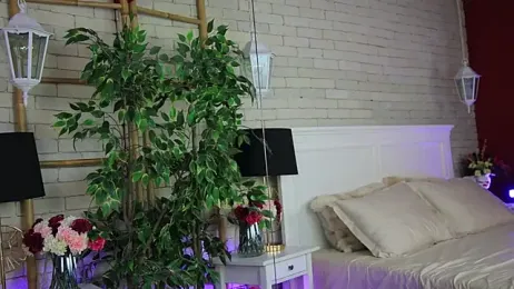 EmillyBronte stripchat stream image