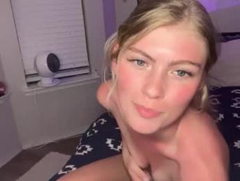 elliee81 chaturbate stream image
