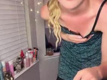 elliee81 chaturbate stream image