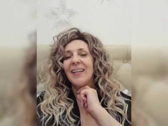 mery8poppins bongacams stream image