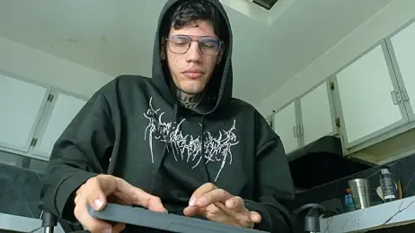 david_huge stripchat stream image, 24.03.2026 13:20