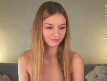 ilittleheart bongacams stream image