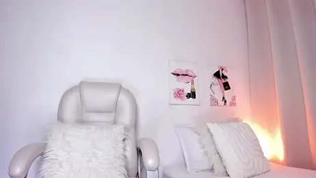 ReynaLuxe stripchat stream image, 02.04.2026 04:40
