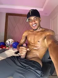 AaronCruz_ stripchat stream image, 02.04.2026 21:00
