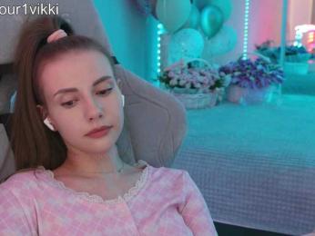 VikkiExtraCheese bongacams stream image