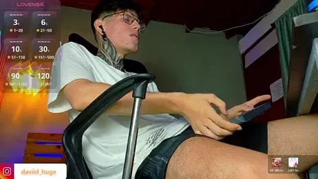 david_huge stripchat stream image, 08.04.2026 03:20