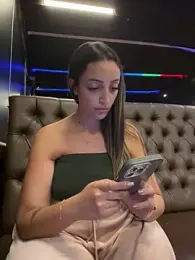 BelleLouiseVp stripchat stream image, 08.04.2026 21:00
