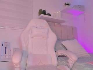 pamela-white camsoda stream image