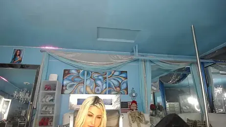 ADRIANNA_FOX stripchat stream image, 09.04.2026 08:30