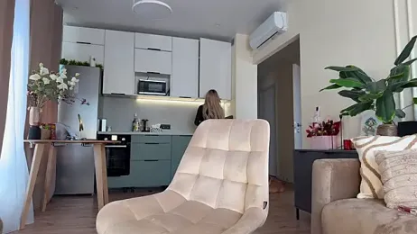 creambaby1 stripchat stream image