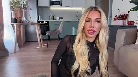 creambaby1 stripchat stream image