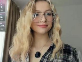 glossybabe_ chaturbate stream image