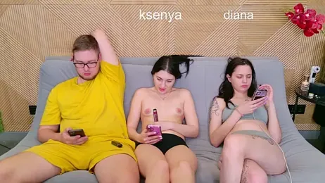 Ksenny stripchat stream image