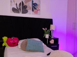 Danile Hensen flirt4free stream image