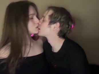 titsDestroy2007 bongacams stream image