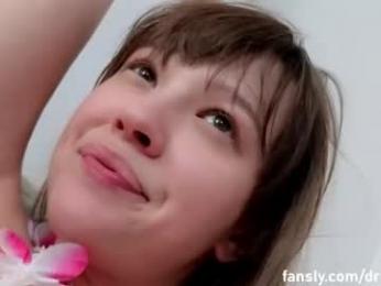 _demi_dee_ chaturbate stream image, 15.04.2026 01:30