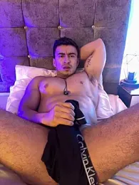 Chris_Clarck stripchat stream image, 15.04.2026 19:40