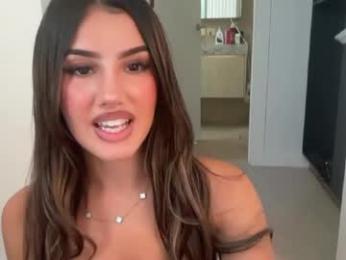 ava_delightt chaturbate stream image, 16.04.2026 00:10