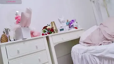 maii- stripchat stream image