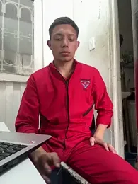 santiObrero stripchat stream image, 16.04.2026 19:30