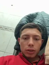 santiObrero stripchat stream image, 16.04.2026 19:30