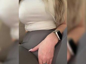 LedyMiya bongacams stream image