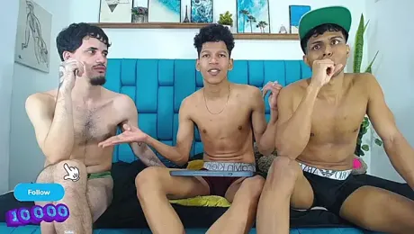 Interracial_Snow_Bunny stripchat stream image