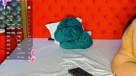 VallerieJones stripchat stream image