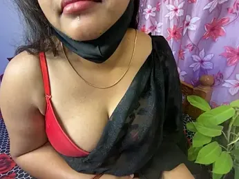 LouleyRanii stripchat stream image