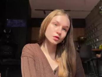 nloraaa chaturbate stream image, 24.04.2026 09:30