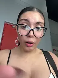 zui_lu stripchat stream image