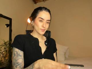 Louissa Bennett flirt4free stream image, 26.04.2026 22:30