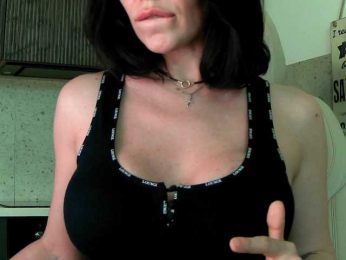 Mashulya29 bongacams stream image