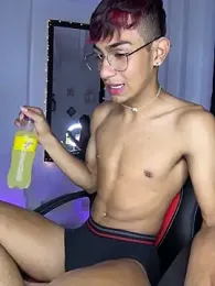 cherub_ stripchat stream image, 30.04.2026 19:20