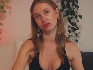 Emma Wilde flirt4free stream image, 01.05.2026 04:10