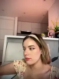 NicoleCut stripchat stream image, 01.05.2026 09:20